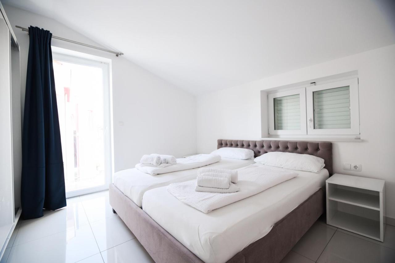 Villa San Antonio Baška Buitenkant foto